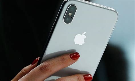 A­p­p­l­e­,­ ­A­k­ı­l­l­ı­ ­T­e­l­e­f­o­n­ ­S­a­t­ı­ş­ı­n­d­a­ ­S­a­m­s­u­n­g­­u­ ­G­e­ç­t­i­